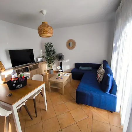 Sunset Oasis Вилла Лахарес